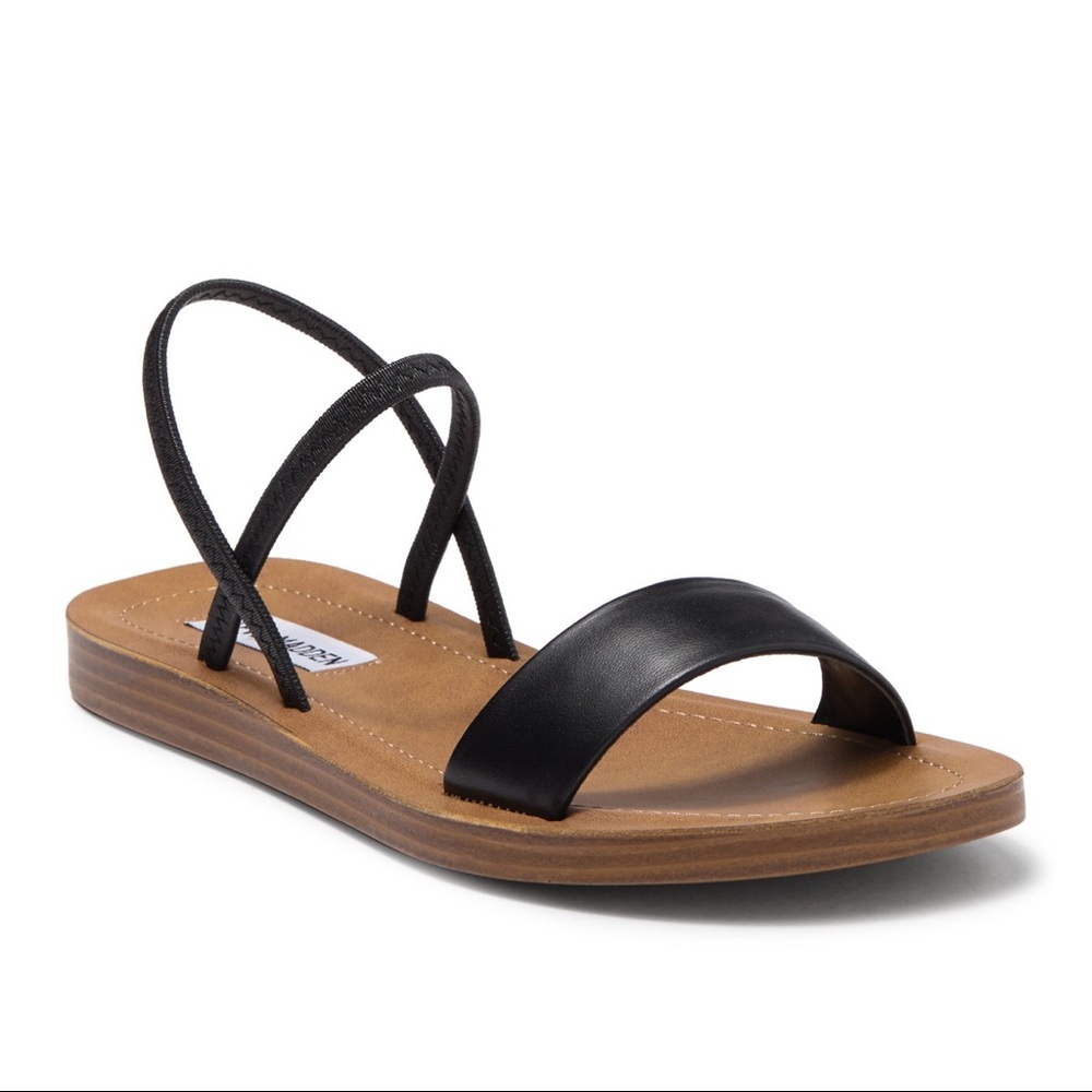 STEVE MADDEN - Black Sandals